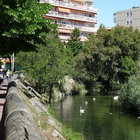 Apartment Studio Le 5 *